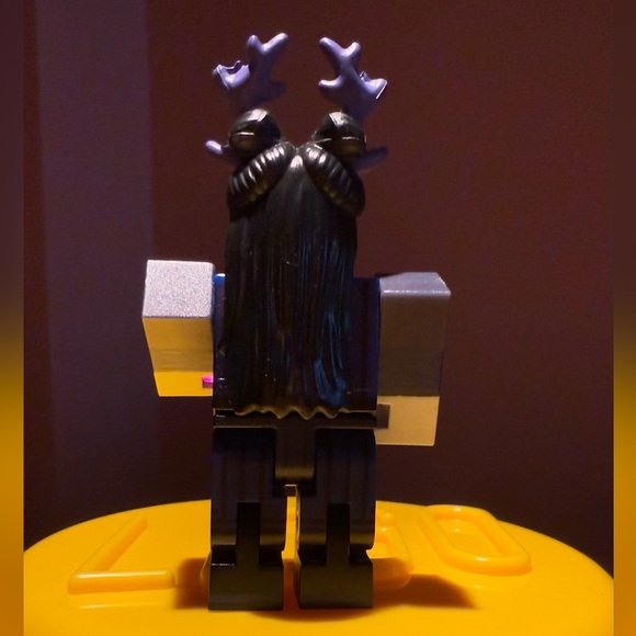 Roblox Boundless Reverie Action Figure - Picture 4 of 14